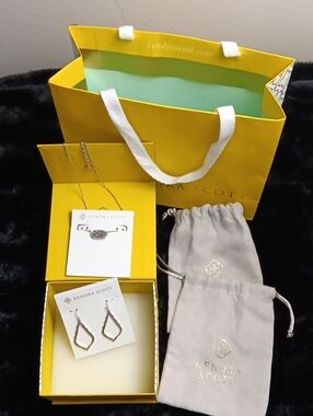 Kendra Scott Silver Tone Pendant Necklace and Earrings Set